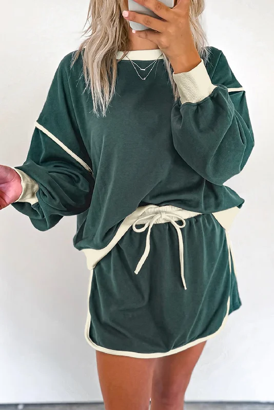 Midi dresses with gathered skirts for a full and flowing silhouetteContrast Trim Pullover and Skort Set Midi dresses with gathered skirts for a full and flowing silhouetteContrast Trim Pullover and Skort Set