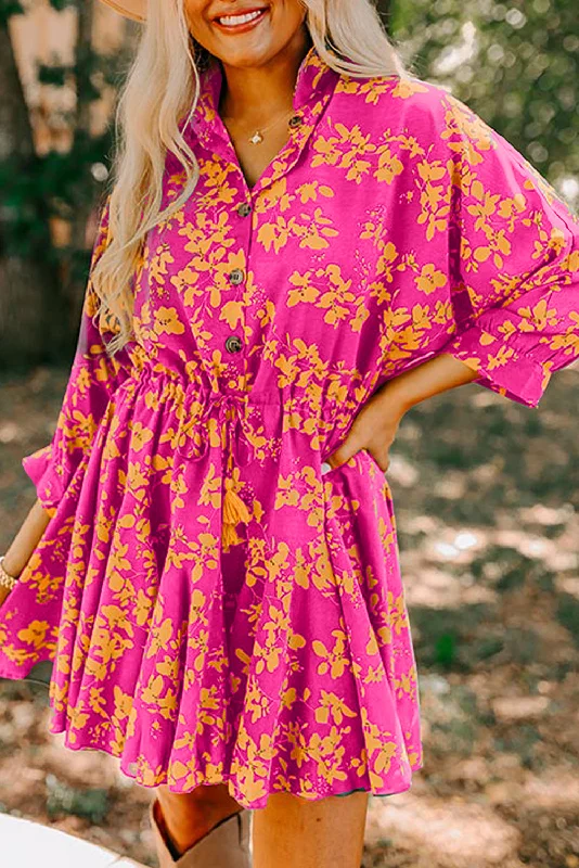 Midi dresses with printed lining for a hidden and stylish detailFloral Drawstring Waist Buttoned Dress Midi dresses with printed lining for a hidden and stylish detailFloral Drawstring Waist Buttoned Dress