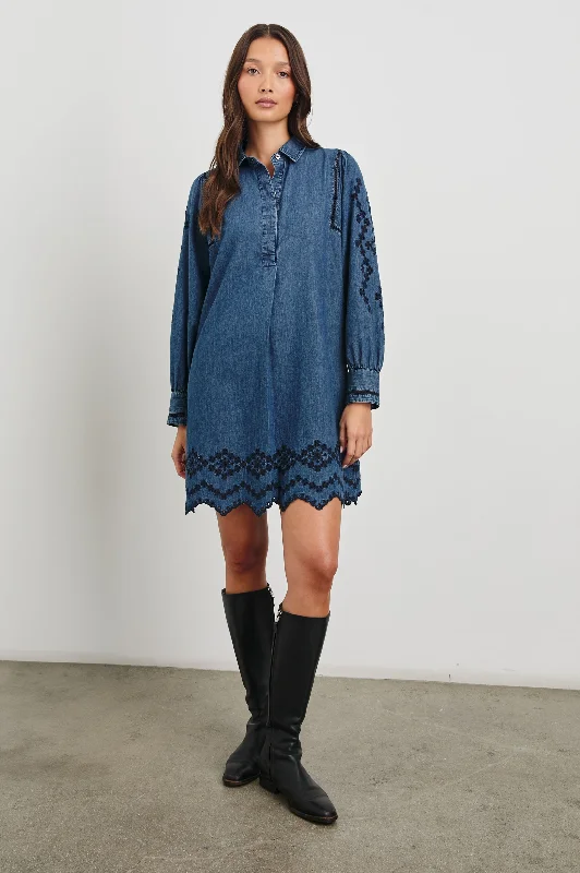 Denim Top with a Belted Waist for a Defined SilhouetteFERNANDA DRESS - DARK VINTAGE WASH