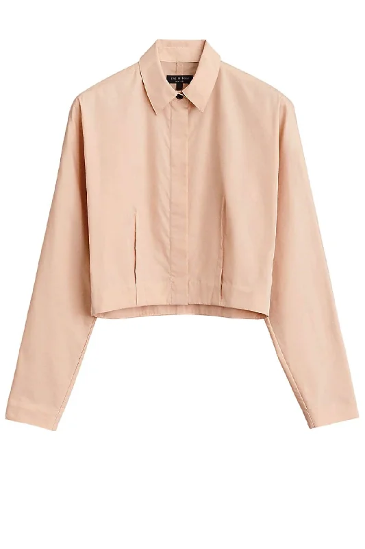 Denim Top with a Floral Print for a Feminine TouchRag & Bone Morgan Cropped Shirt - Light Sand