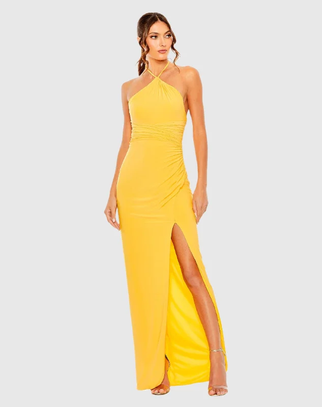 Linen maxi dresses for a breathable and lightweight summer optionHalter Neck Ruched Side Front Slit Gown Linen maxi dresses for a breathable and lightweight summer optionHalter Neck Ruched Side Front Slit Gown