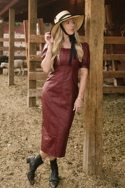 Cotton maxi dresses for a comfortable and everyday - wear optionBebe Vegan Leather Dress in Oxblood
