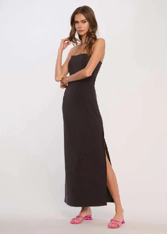 Maxi dresses with a belted empire waist for a more defined and flattering silhouetteHeartloom Cardela Dress- Black