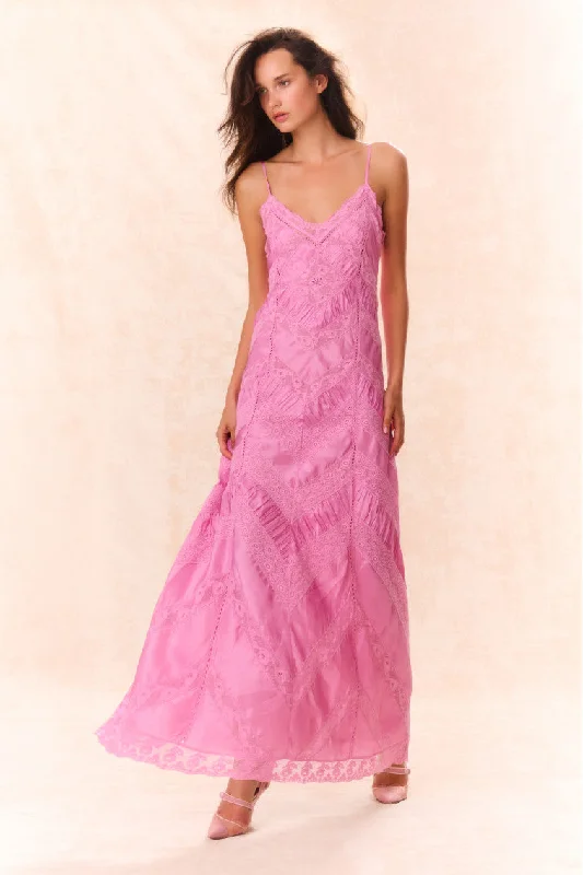 Maxi dresses with a ruffled neckline for a charming lookJosanne Lace Maxi Dress