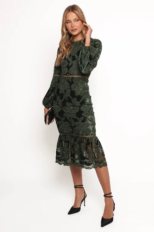 Denim maxi dresses with frayed hems for a casual lookPierre Long Sleeve Maxi Dress - Deep Velvet Green Denim maxi dresses with frayed hems for a casual lookPierre Long Sleeve Maxi Dress - Deep Velvet Green
