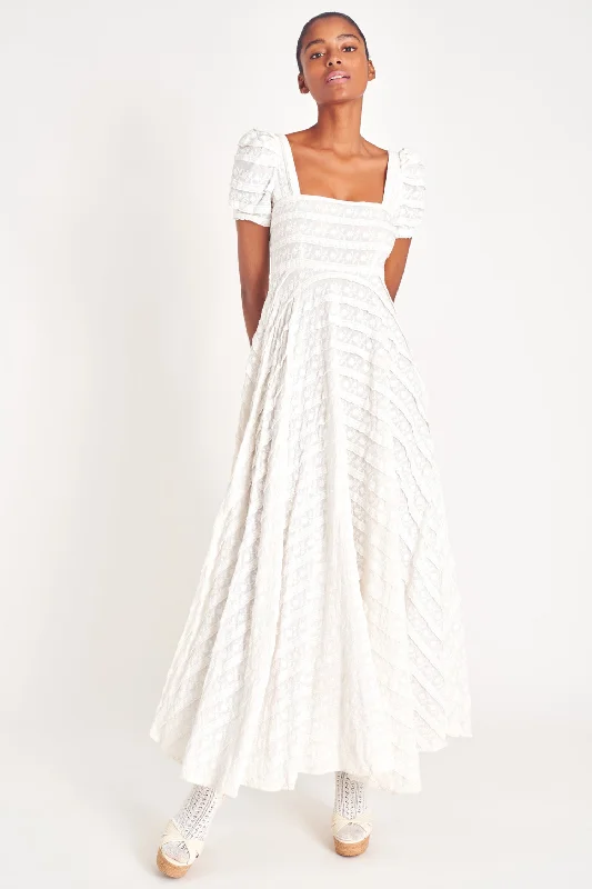 Maxi dresses with beaded embellishments for a fancy and luxurious eventRyan Catalina Lace Maxi Dress