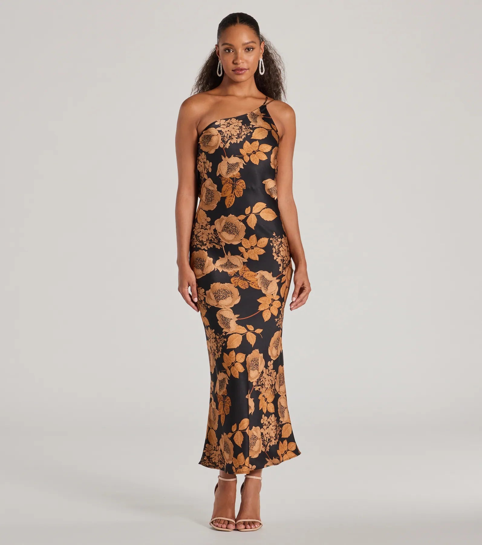 Printed maxi dresses with abstract patterns for an artistic lookSensational Sultry One-Shoulder Floral Satin Maxi Dress Printed maxi dresses with abstract patterns for an artistic lookSensational Sultry One-Shoulder Floral Satin Maxi Dress