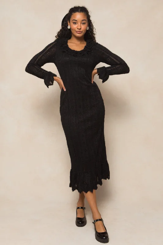 Ruffled maxi dresses with a tiered skirt for added volumeShiloh Dress in Black