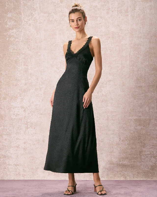Maxi dresses with an empire waist for a flattering fit on all body typesThe Black V Neck Lace Jacquard Maxi Dress