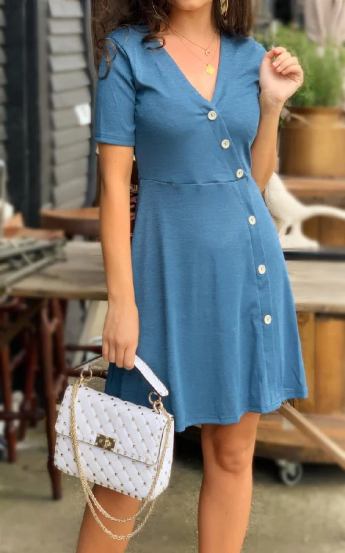 Mini dresses with puff sleeves for a vintage lookButton Down V Neck Mini Dress In Blue Mini dresses with puff sleeves for a vintage lookButton Down V Neck Mini Dress In Blue