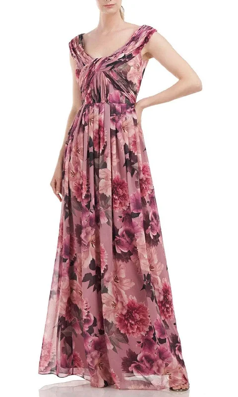 Long - sleeved wedding guest dresses in velvet for a winter weddingKay Unger 5518984 - Scoop Neck Printed Evening Dress Long - sleeved wedding guest dresses in velvet for a winter weddingKay Unger 5518984 - Scoop Neck Printed Evening Dress