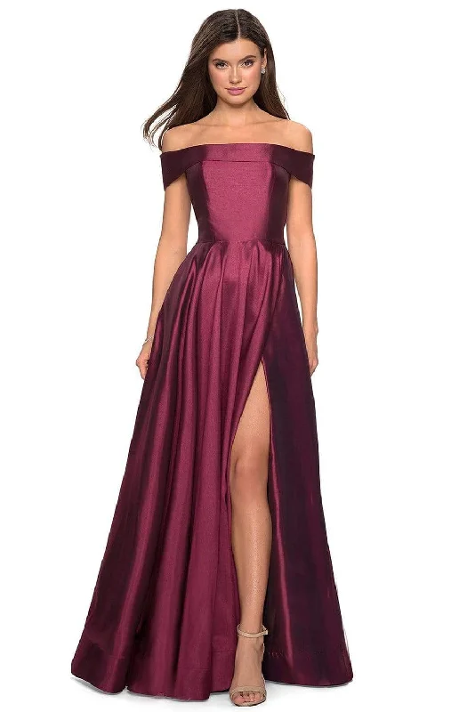 Mini wedding guest dresses with glittery accents for a trendy lookLa Femme - 27005 Off Shoulder High Slit Prom Dress