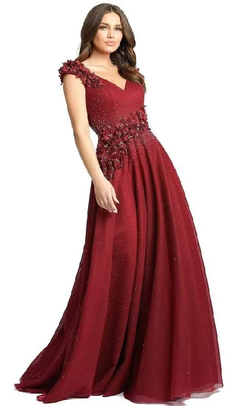 Wedding guest dresses with puff sleeves and knee - length hemsMac Duggal 11152 Long Formal Dress