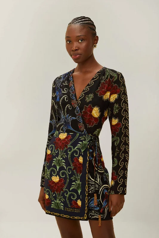 Mini dresses with V - necklines for a flattering shapeBlack Mixed Arabesque Scarves Wrap Mini Dress Mini dresses with V - necklines for a flattering shapeBlack Mixed Arabesque Scarves Wrap Mini Dress