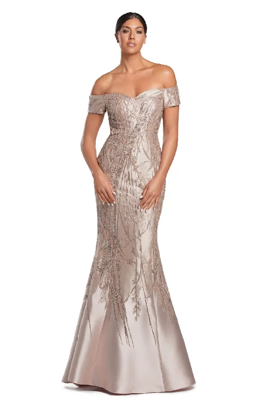 Formal dresses with embroidered panels and tulle overlays for a fairytale promAlexander by Daymor 2050F24 Dress
