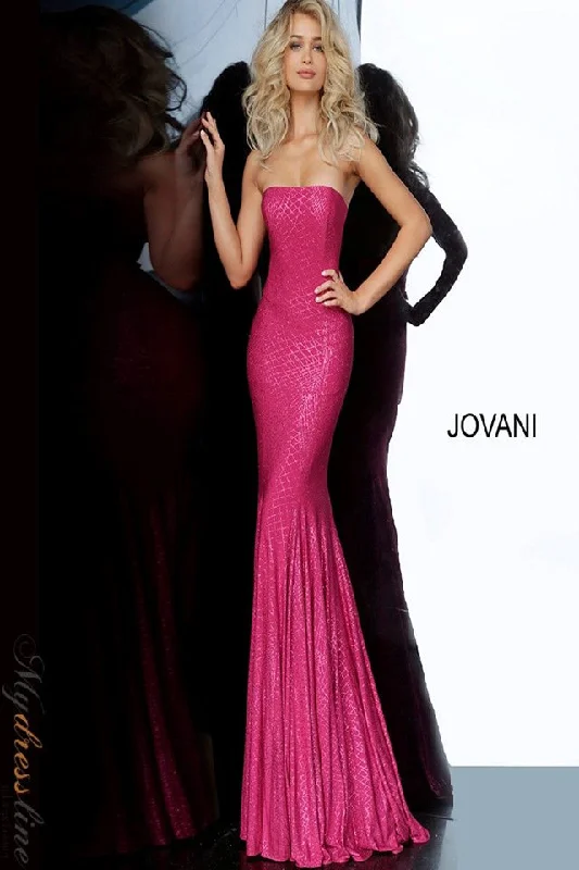 Mermaid - cut formal dresses in satin for a glamorous prom nightJovani 1121