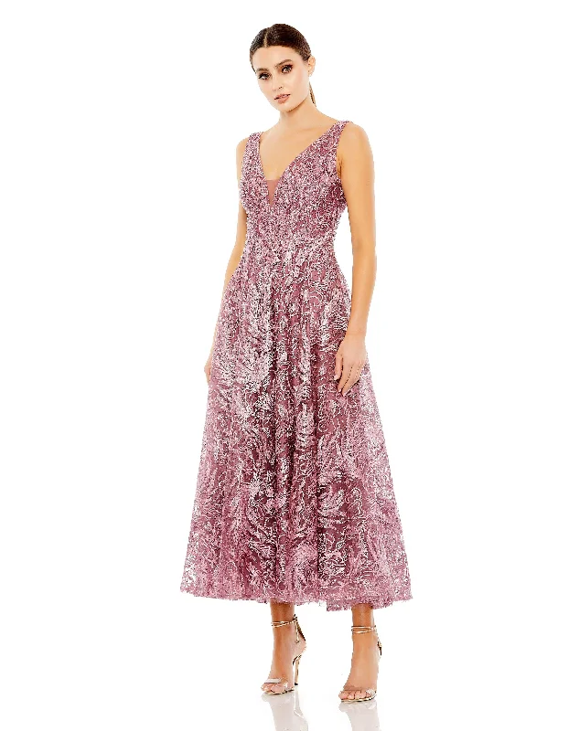 Ruffled cocktail dresses with a knee - length hem for a feminine appealMac Duggal 20422 Tea Length Beaded Lace Formal Dress