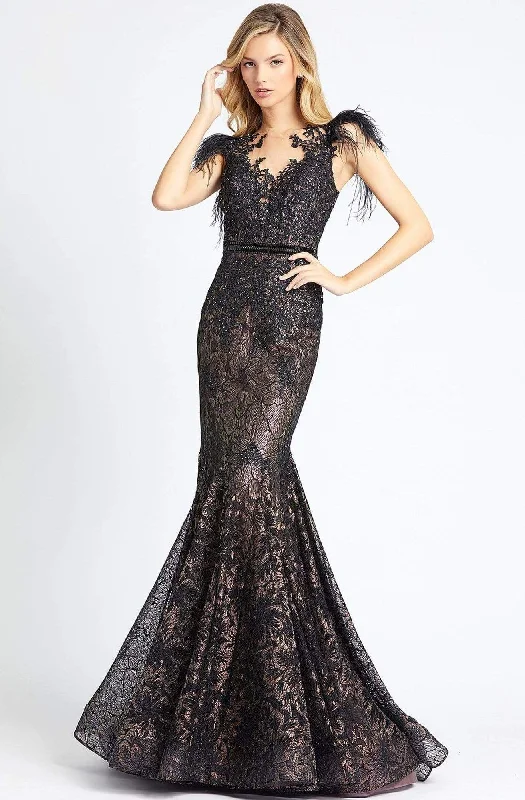 Long - sleeved formal dresses in velvet for a winter formal eventMac Duggal Black White Red - 79230R Feathered Lace Mermaid Gown Long - sleeved formal dresses in velvet for a winter formal eventMac Duggal Black White Red - 79230R Feathered Lace Mermaid Gown