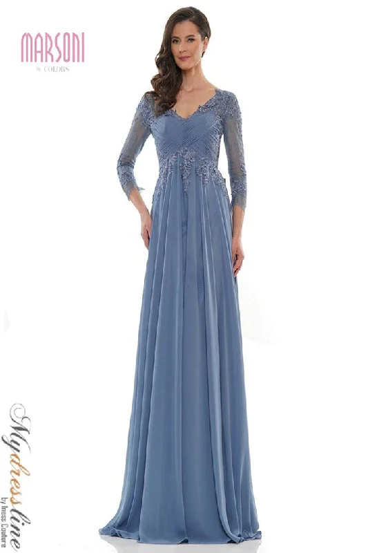 Formal dresses with button - front designs and tulle skirts for a charming prom styleMarsoni MV1125