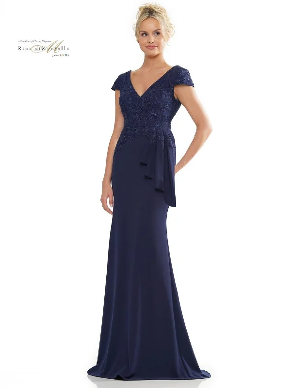 Maxi dresses with a V - neckline for a flattering and elongating shape Maxi dresses with a V - neckline for a flattering and elongating shape Rina di Montella RD2960 Mother of the Bride Long Formal Dress