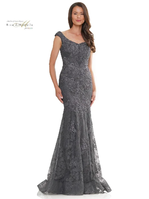 Maxi dresses with thin spaghetti straps for a delicate and feminine feel Maxi dresses with thin spaghetti straps for a delicate and feminine feel Rina di Montella RD2996 Fitted Long Formal Dress