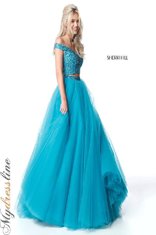 Prom dresses with geometric - cutout sleeves and flowing chiffon fabrics for a modern and airy lookSherri Hill 51375 Prom dresses with geometric - cutout sleeves and flowing chiffon fabrics for a modern and airy lookSherri Hill 51375