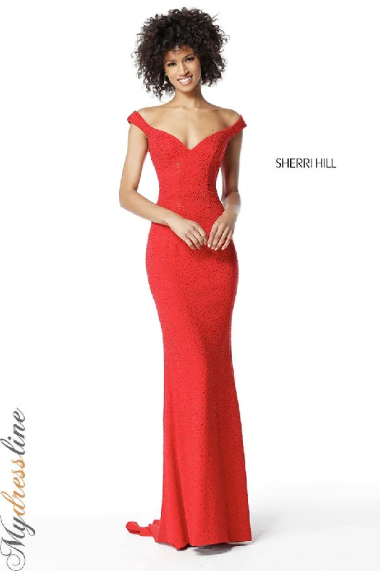 Long - sleeved formal dresses in velvet for a winter formal eventSherri Hill 51434