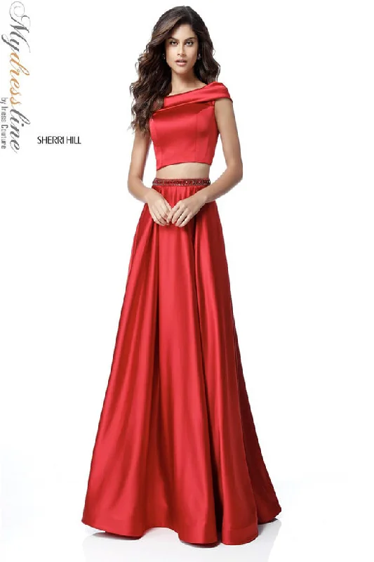 Mermaid - cut formal dresses in satin for a glamorous prom nightSherri Hill 51632