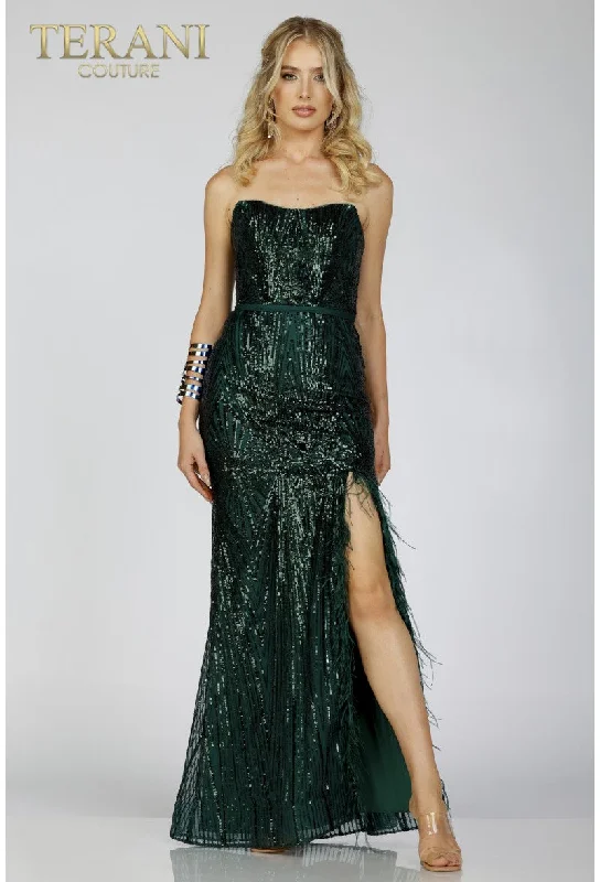 Maxi dresses with polka dot prints for a playful style Maxi dresses with polka dot prints for a playful style Terani Couture 231P0030 Long Formal Prom Sequin Feather Dress Maxi dresses with polka dot prints for a playful style Maxi dresses with polka dot prints for a playful style Terani Couture 231P0030 Long Formal Prom Sequin Feather Dress
