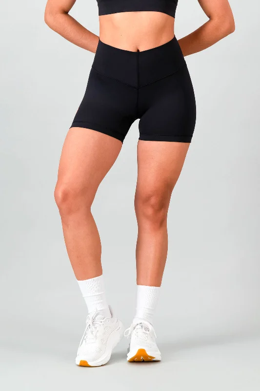 Stretchable Women Shorts for Maximum MobilityDynamic 4-Inch Shorts