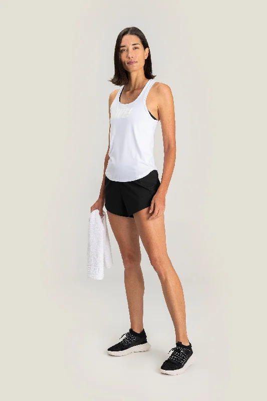Denim Women Shorts with Distressed Details for a Casual VibeEssential Run Pro Shorties
