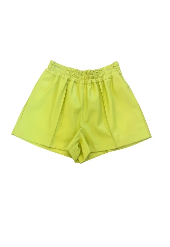 Bermuda Women Shorts for a Classic and Sophisticated LookFaux Leather Shorts In Green Bermuda Women Shorts for a Classic and Sophisticated LookFaux Leather Shorts In Green