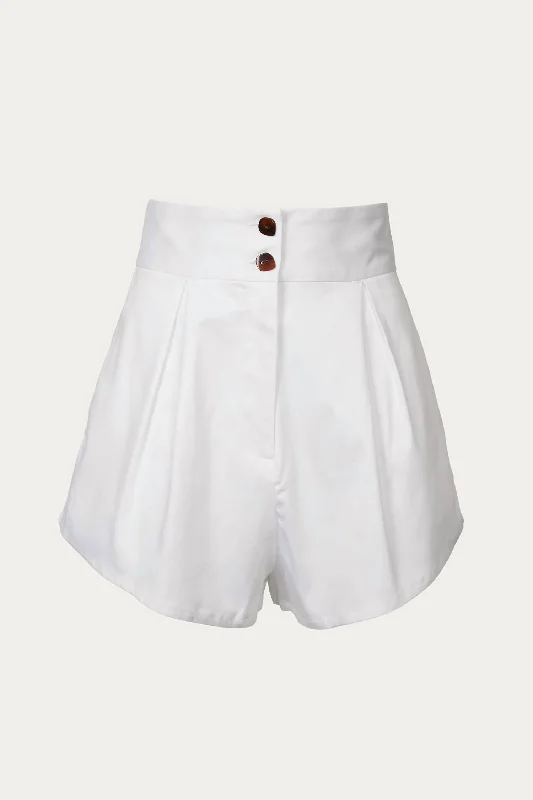 Patterned Geometric Women Shorts for a Modern AppealSolid Pleated Short In White