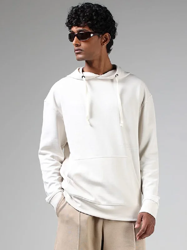 Jeanette Women Shorts with a Soft and Comfortable FeelStudiofit Off White Relaxed-Fit Hoodie Sweatshirt