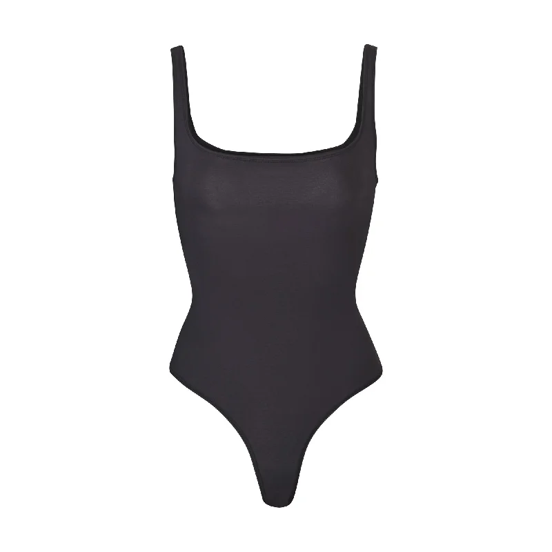 Crop Bodysuits to Pair with High - Waisted BottomsBODY BASICS SQUARE NECK BODYSUIT | ONYX