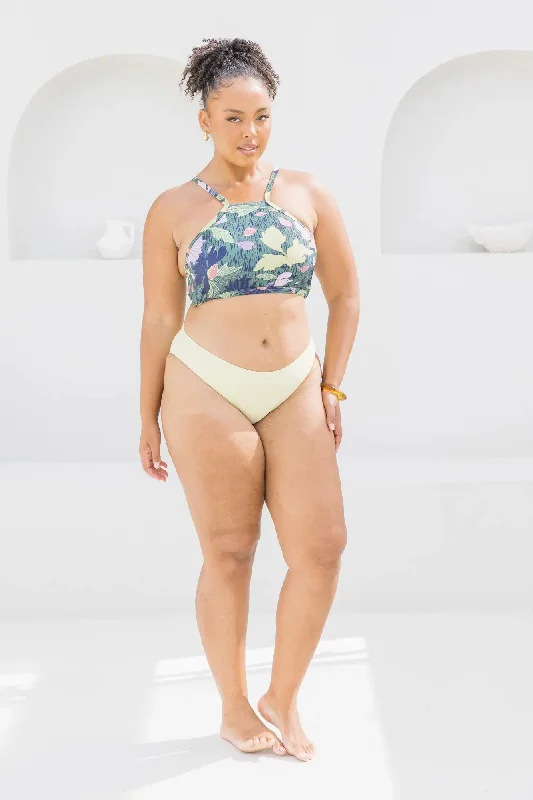 Lace - trimmed bikini for an elegant and romantic touchMatcha High Leg Brief