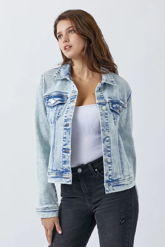 Button - Down Denim Top with a Classic DesignRISEN Button Up Washed Denim Jacket